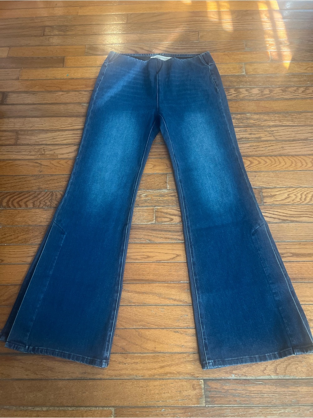 Soft Surroundings Dark Blue Flare Jeans size S women stretch